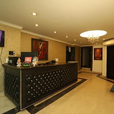 Hotel Capitol Hills - Greater Kailash Delhi New Delhi Eksteriør billede