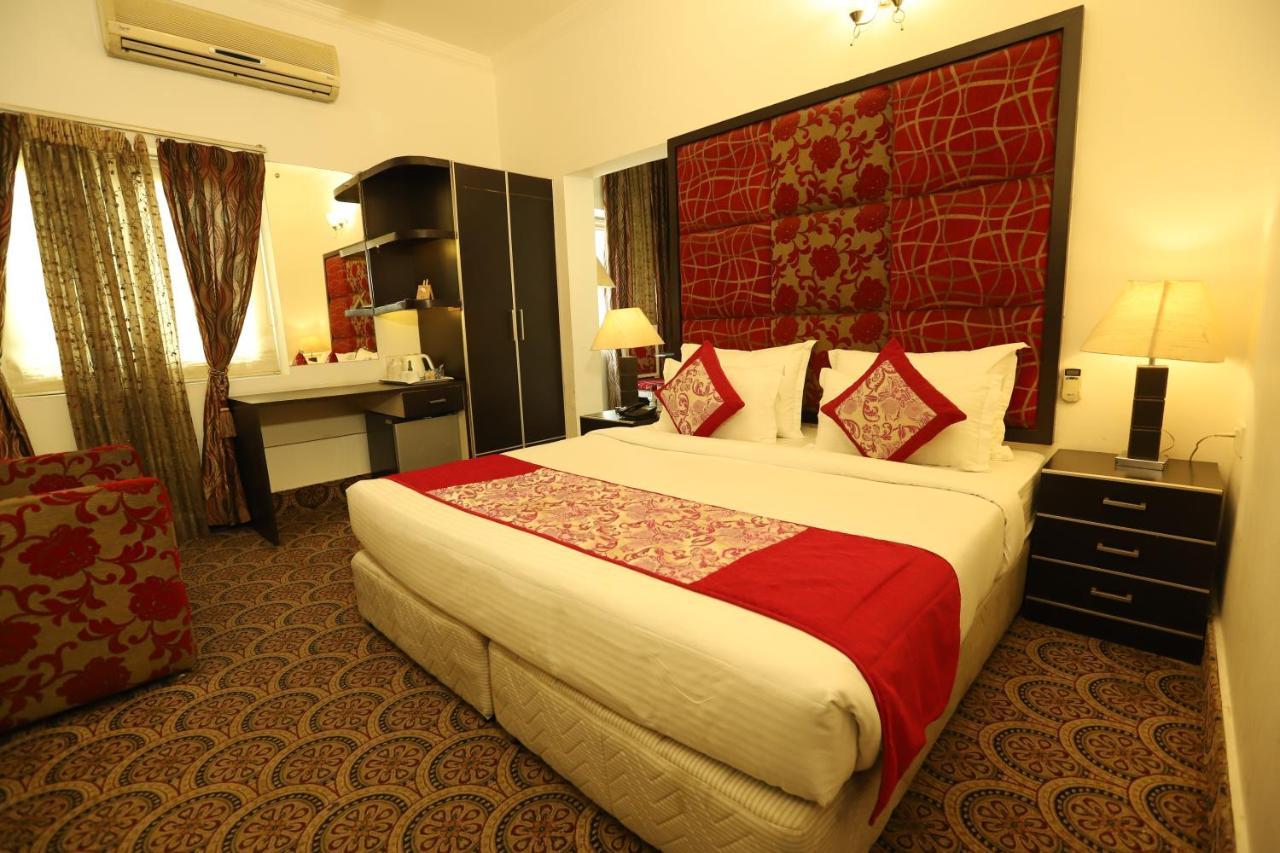 Hotel Capitol Hills - Greater Kailash Delhi New Delhi Eksteriør billede
