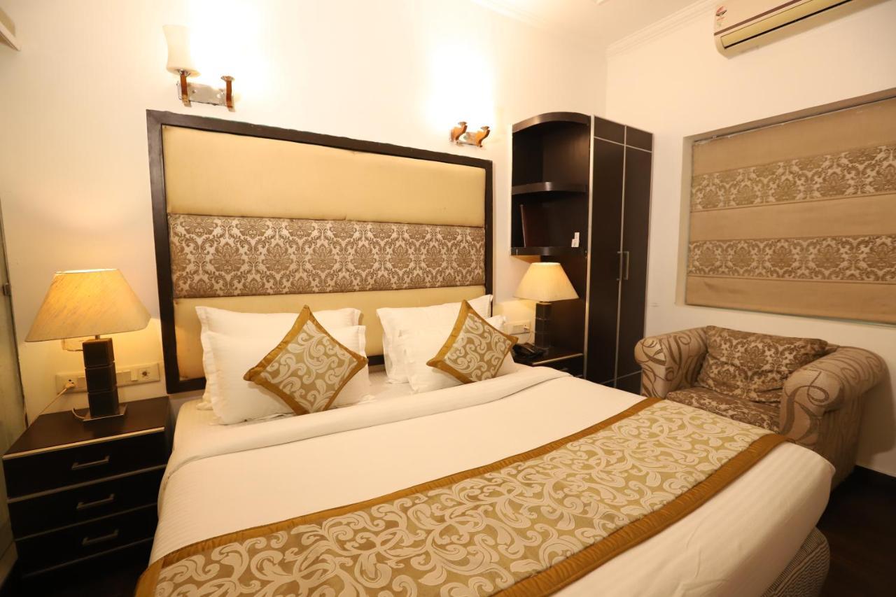 Hotel Capitol Hills - Greater Kailash Delhi New Delhi Eksteriør billede